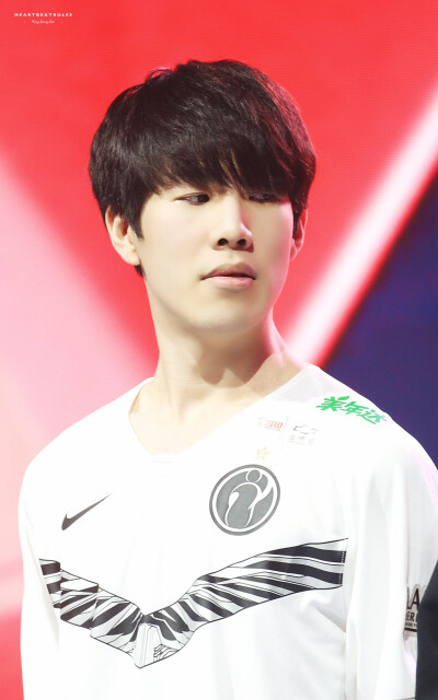 乱象丛生 乱象丛生