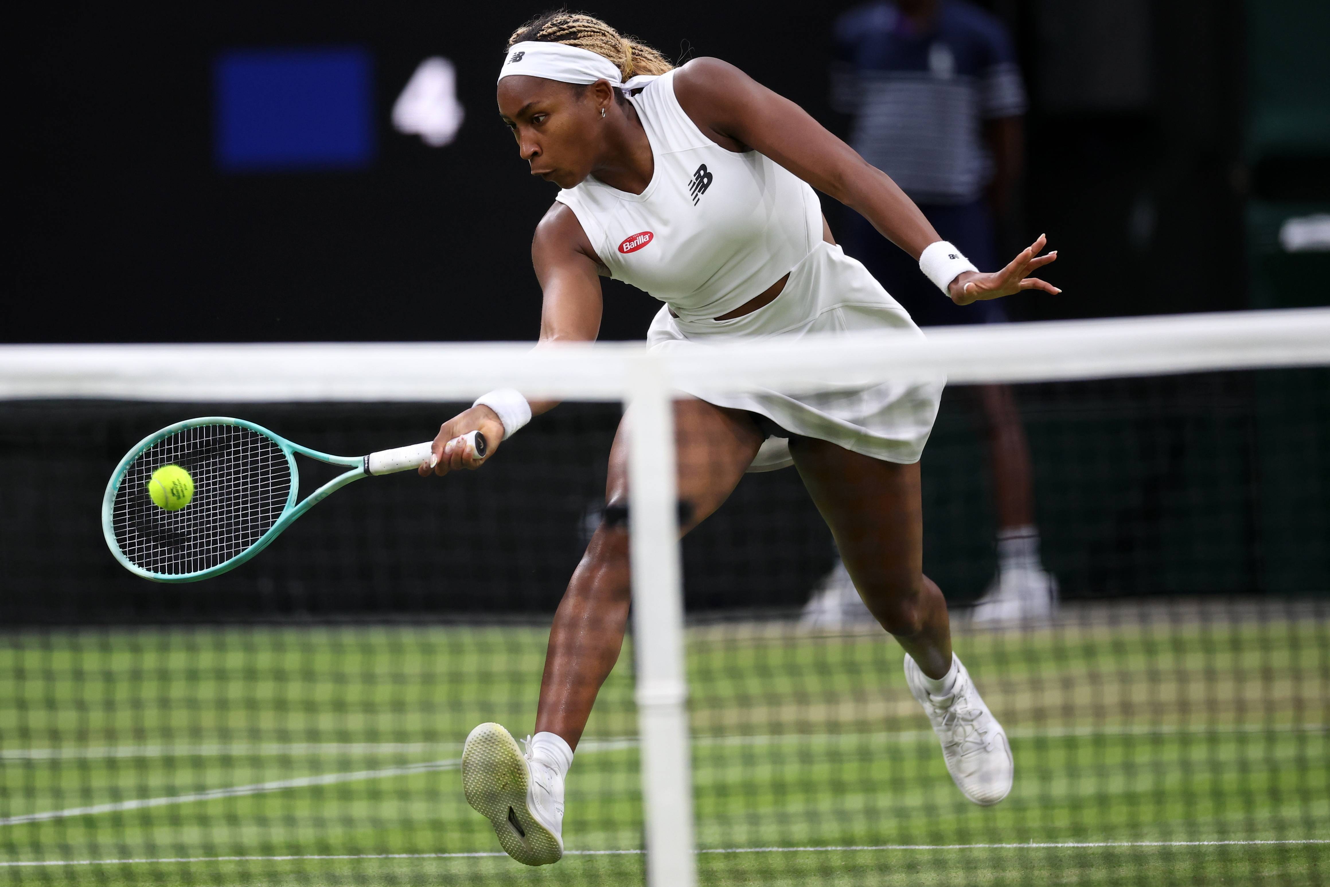 充满了激烈 充满了激烈