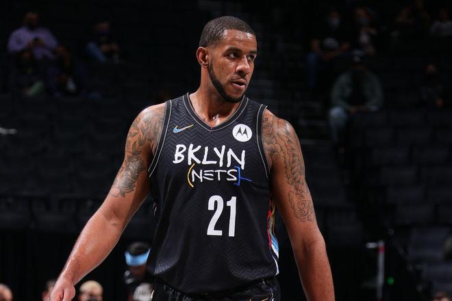 土球员和外 土球员和外