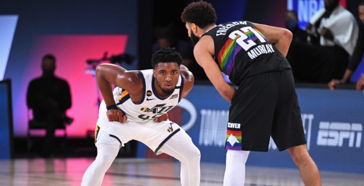 球员间的战 球员间的战