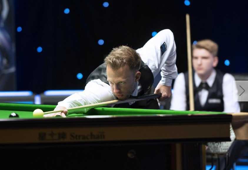 一个离开 一个离开